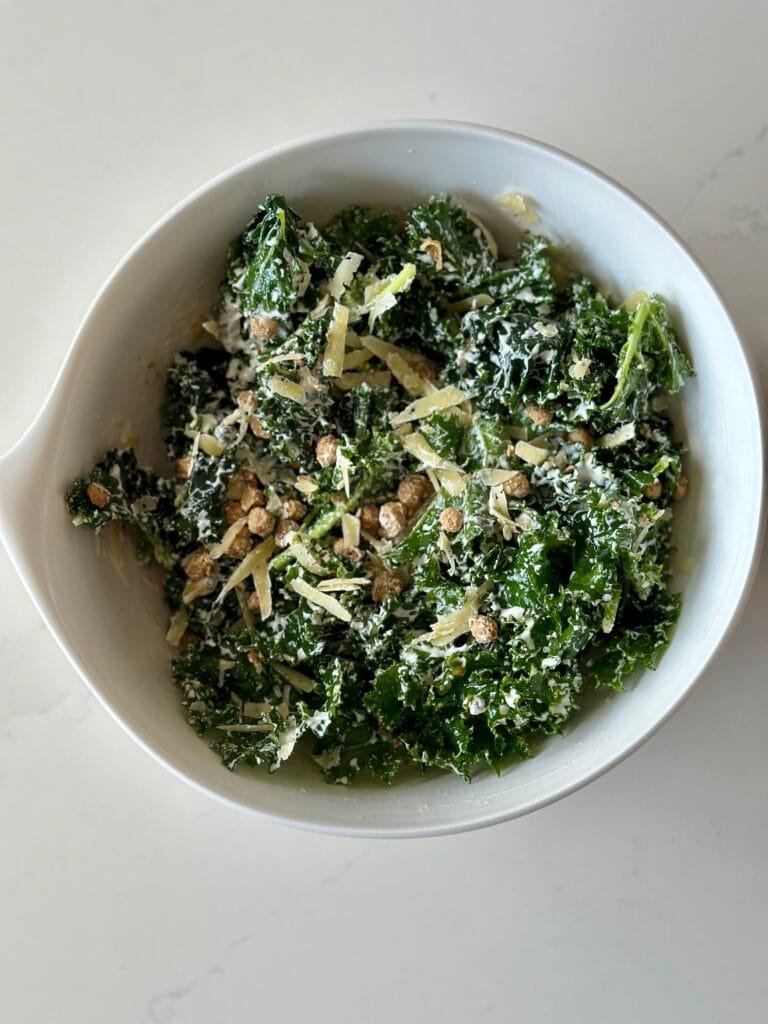 Ensalada Cesar de Kale receta